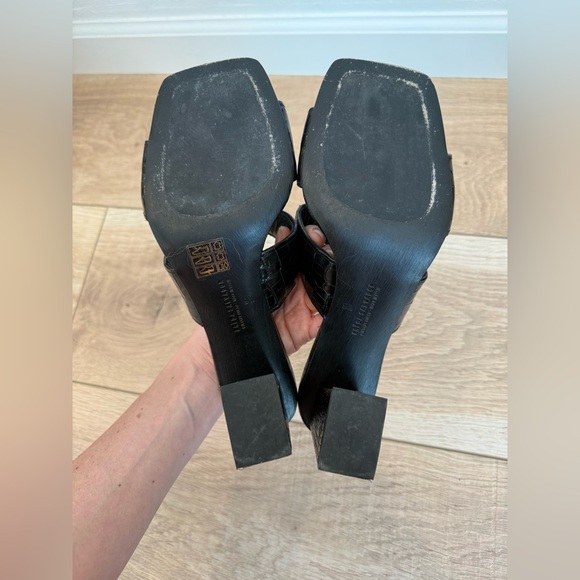 Freda Salvador Adria Black Croc-Embossed Women's Heeled Sandals - Picture 12 of 12